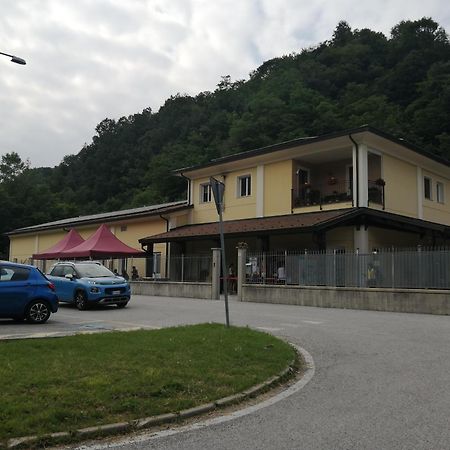 Locazione Turistica Varaita-Brossasco 外观 照片